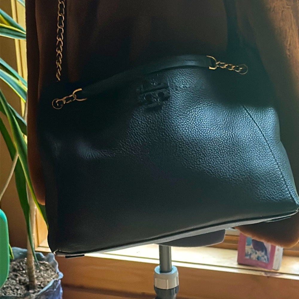 Tory Burch Thea black pebbled faux leather purse